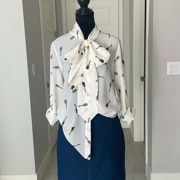 NWT Equipment Femme 💯Silk Top Size S - Picture 5 of 15